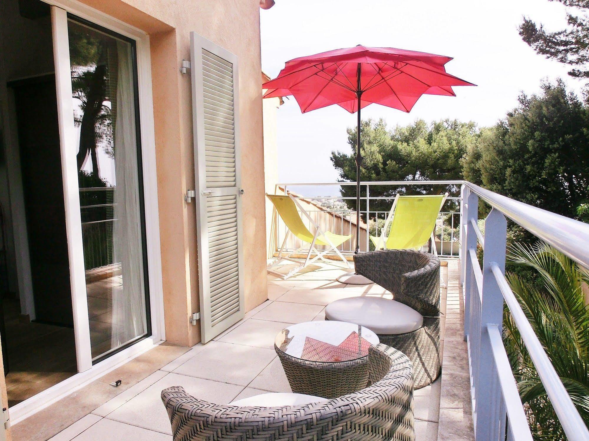 Villa Azur Golf Bandol Exterior photo